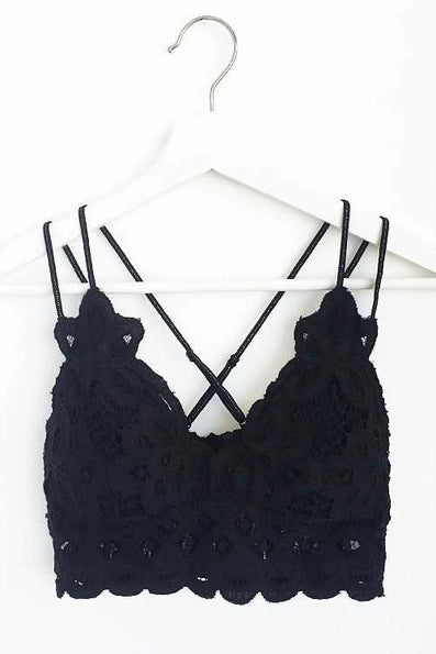 Black Plus Size Scalloped Lace Cami Bralette