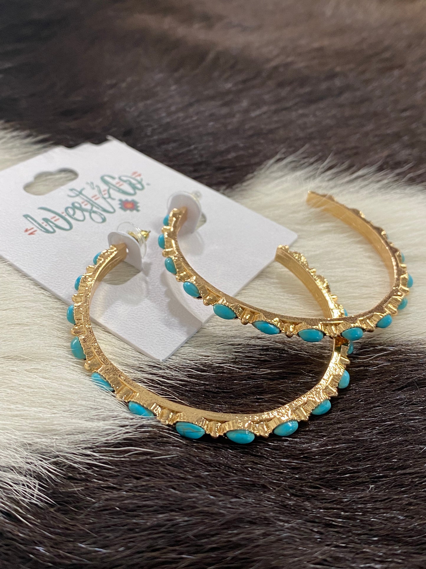 WEST & CO GOLD & TURQUOISE POINT STYLE HOOP EARRING