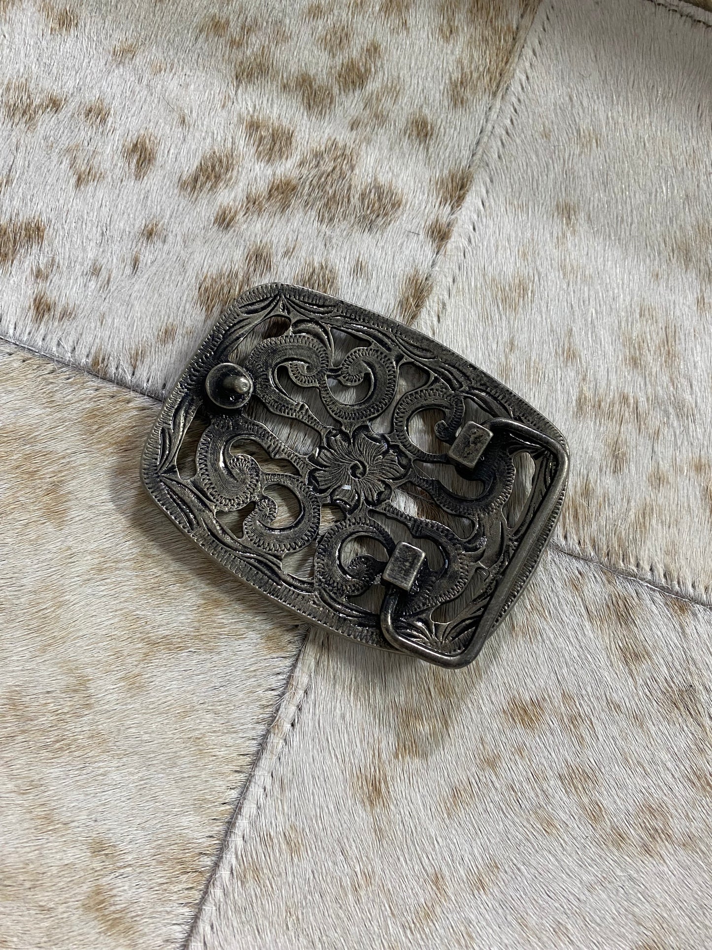 BLUE FLOWER BUCKLE