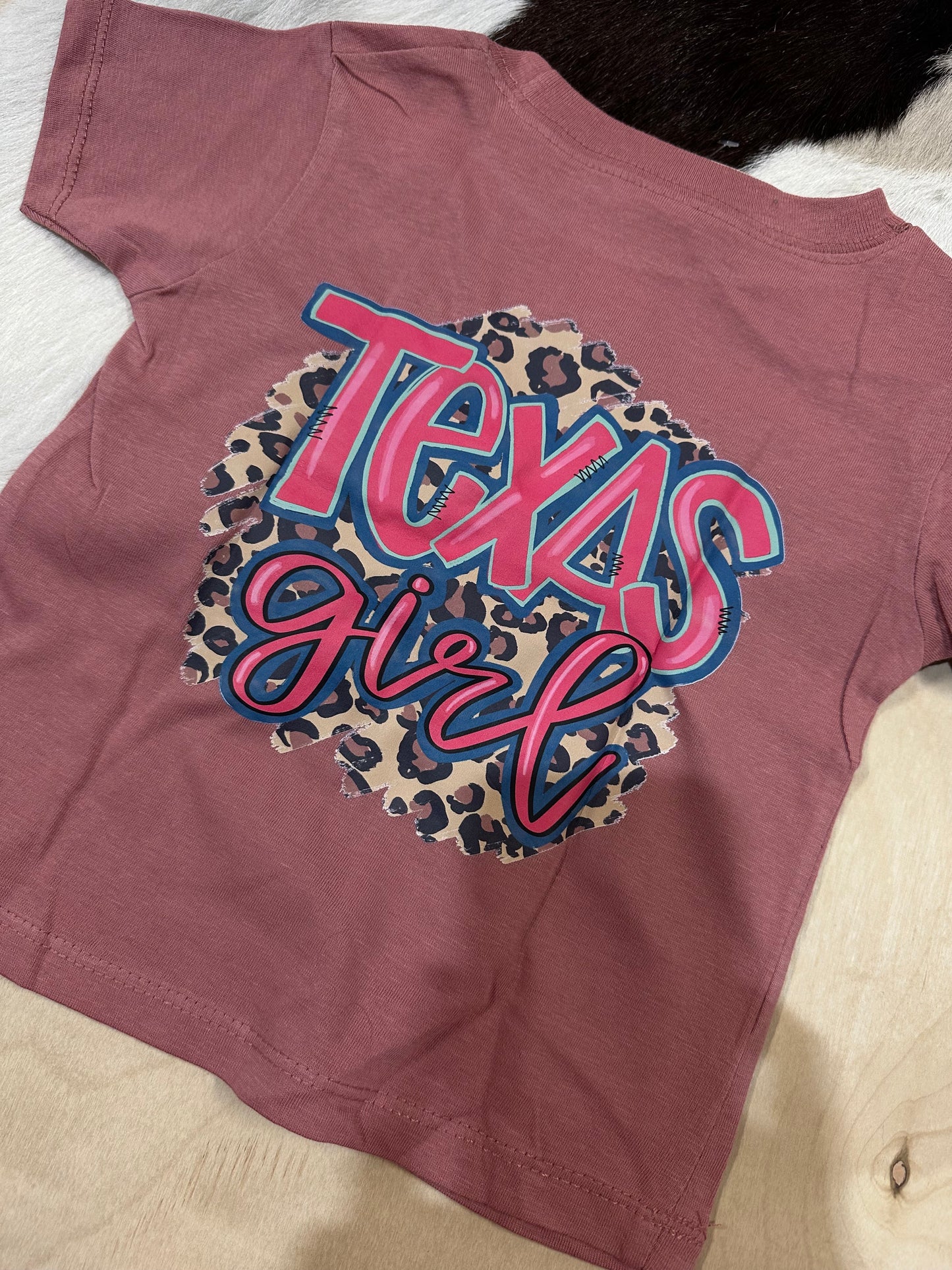 LUCKY & FRINDS | MAUVE CUSTOM TSHIRT TEXAS GIRL