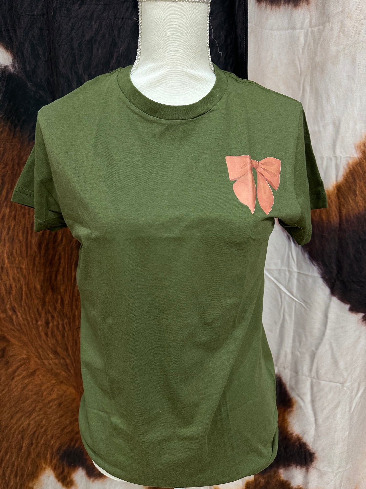 LUCKY FRIENDS| GREEN CUSTOM T-SHIRT LEAVE THEM BROADWAY GIRLS ALONE