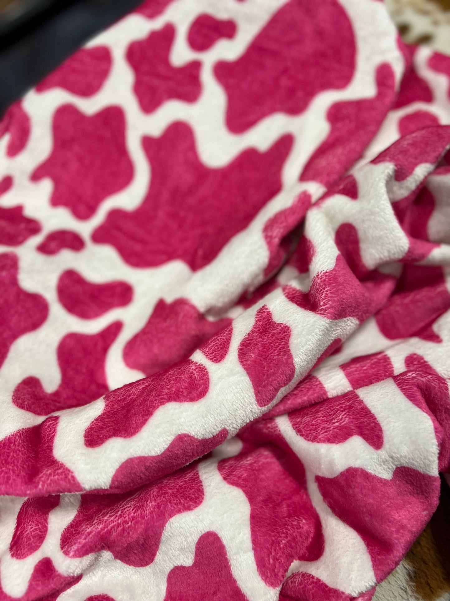 DEAR LOVER| PINK COW PRINT SMALL BLANKET