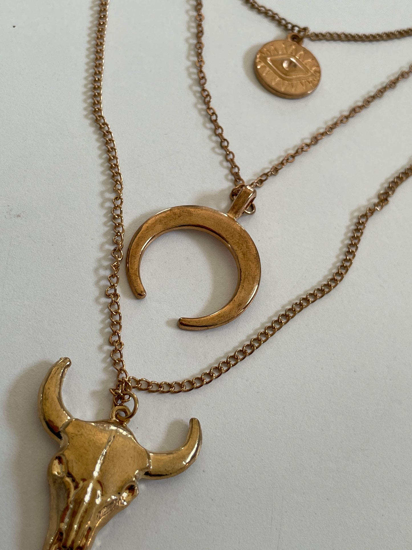 BULL EYE NECKLACE