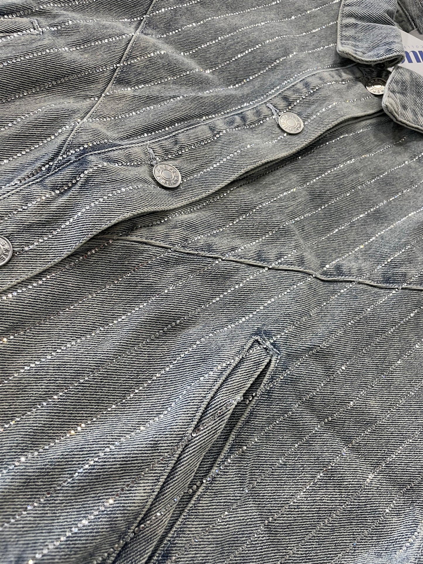 BLUE B RHINESTONE STRIPE CROP CHEVRON YOKE DENIM JACKET