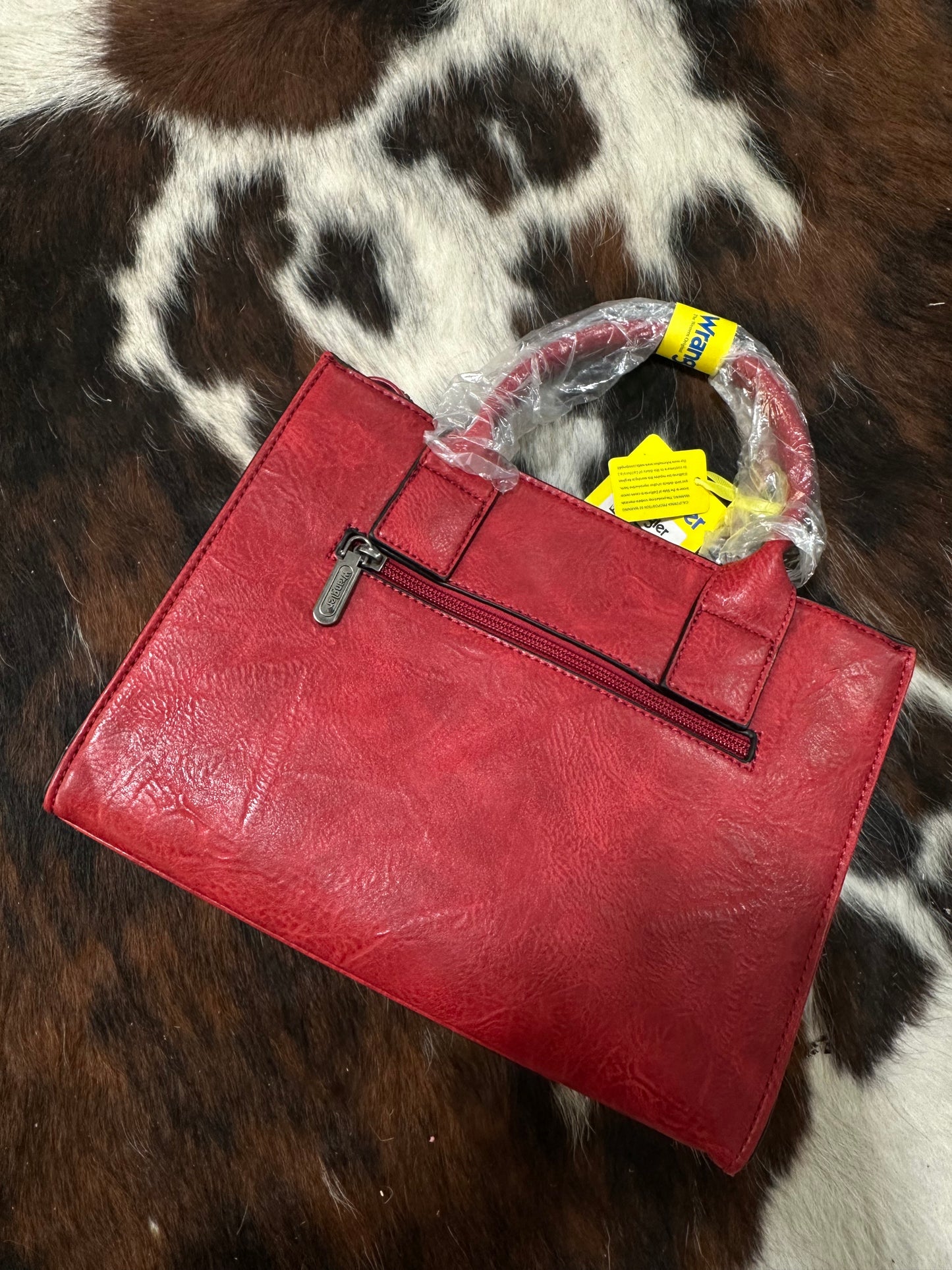 WRANGLER RED LEATHER HAND BAG