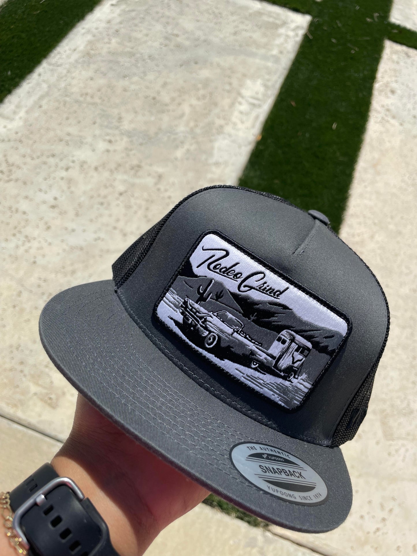 VEXIL | RODEO GRIND-CADILLAC CHARCOAL/BLACK MESH