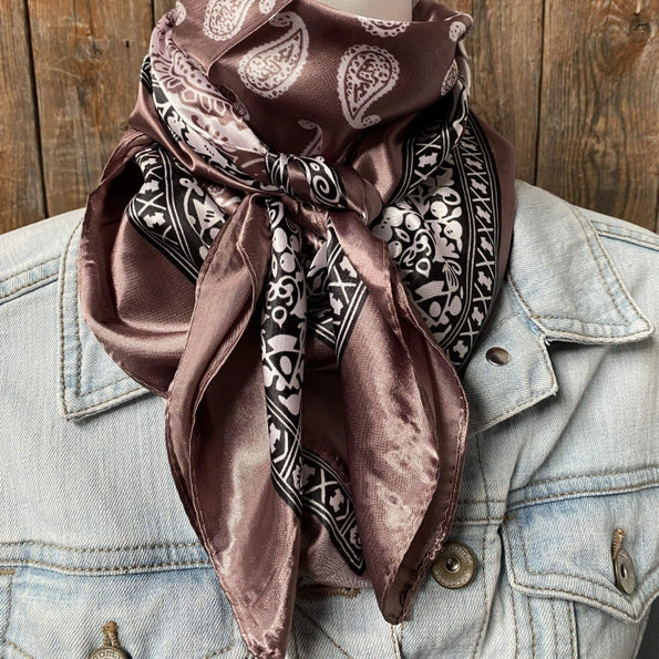 RODEO DRIVE |TWO TONE PAISLEY WILD RAG /SCARF WR2557