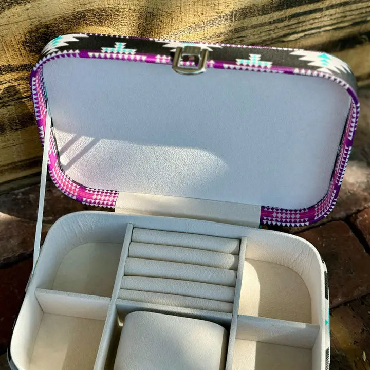 Cheyenne Jewelry Box