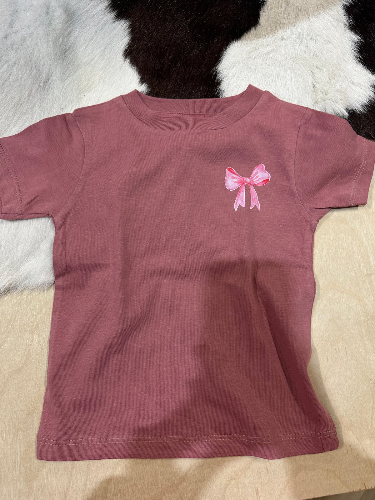 LUCKY & FRIENDS | MAUVE CUSTOM TSHIRT TEXAS BOW