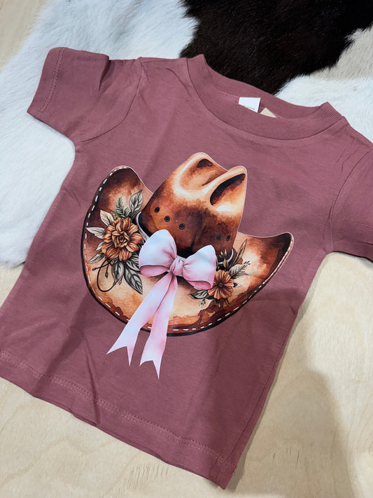 LUCKY & FRIENDS |MAUVE COWGIRL HAT CUSTOM TSHIRT