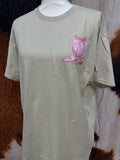 GILDAN | BEIGE CUSTOM T-SHIRT I AIN'T NO BUCKLE BUNNY