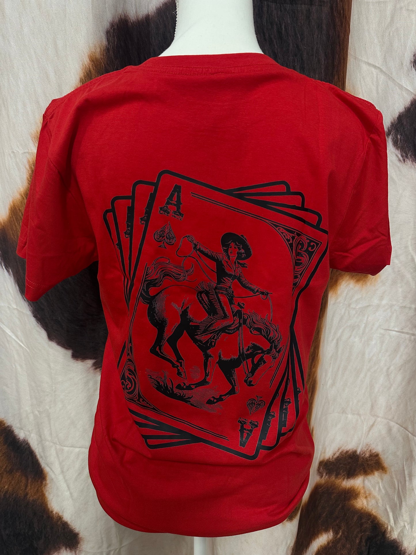 LUCKY FRIENDS| RED CUSTOM T-SHIRT ACE OF SPADES COWGIRL