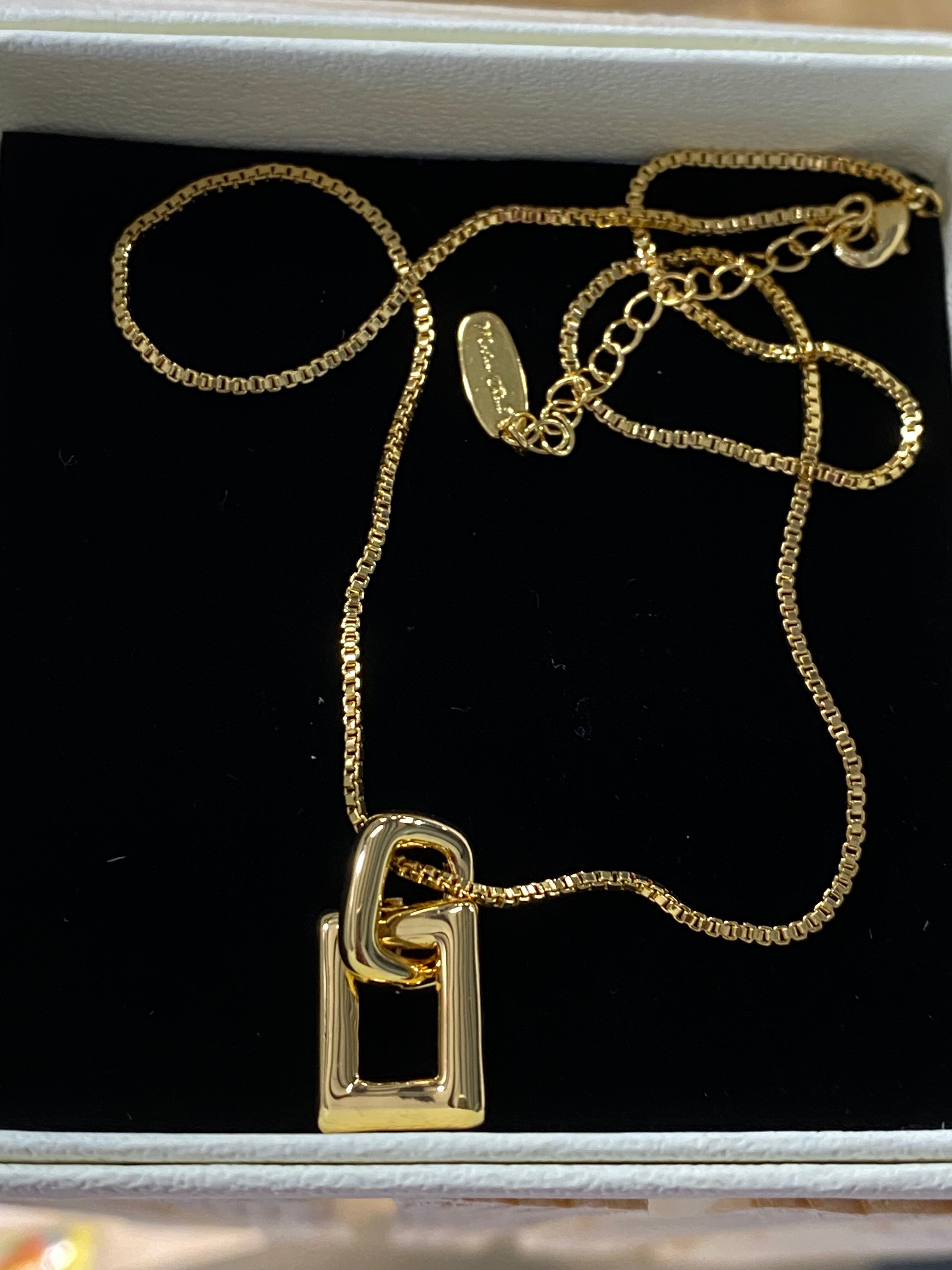 Milan Pendant Gold Necklace
