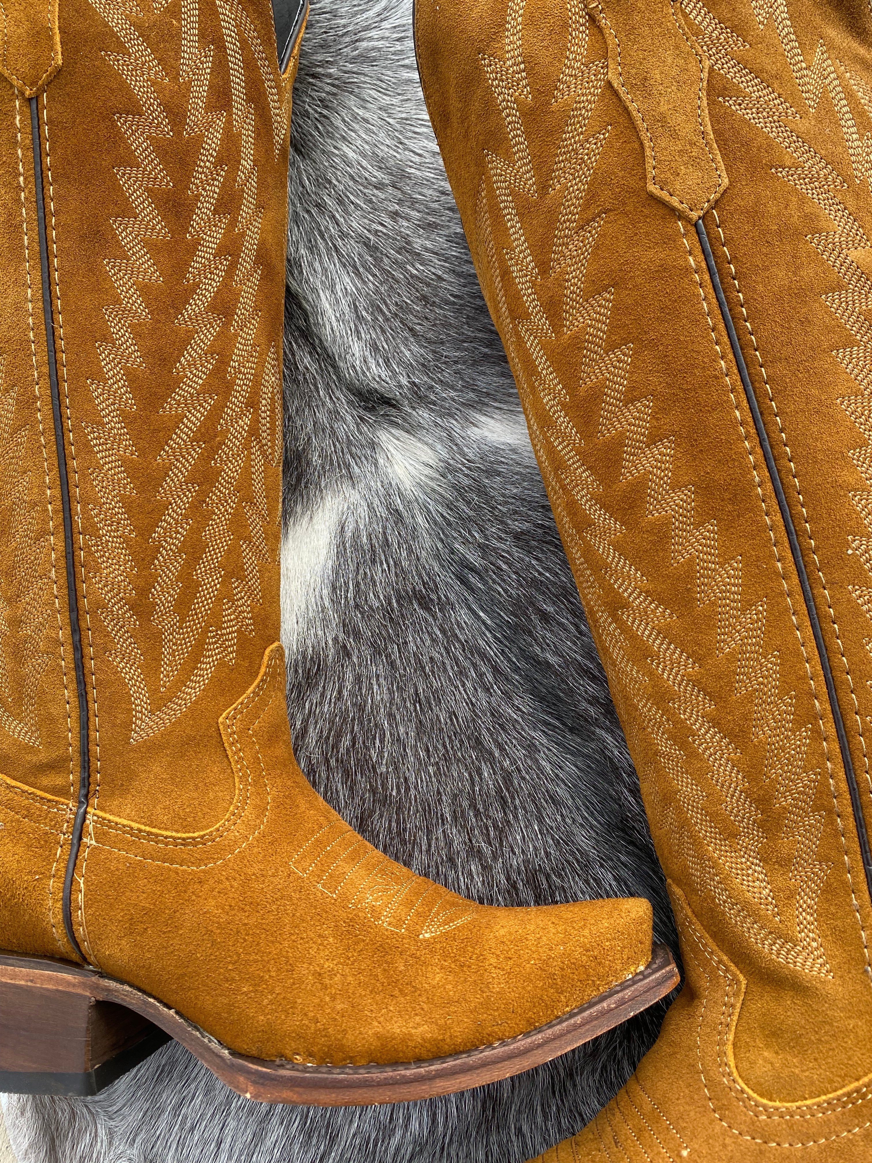 Bronzer | Women’s Camel Suede Knee-High Boots