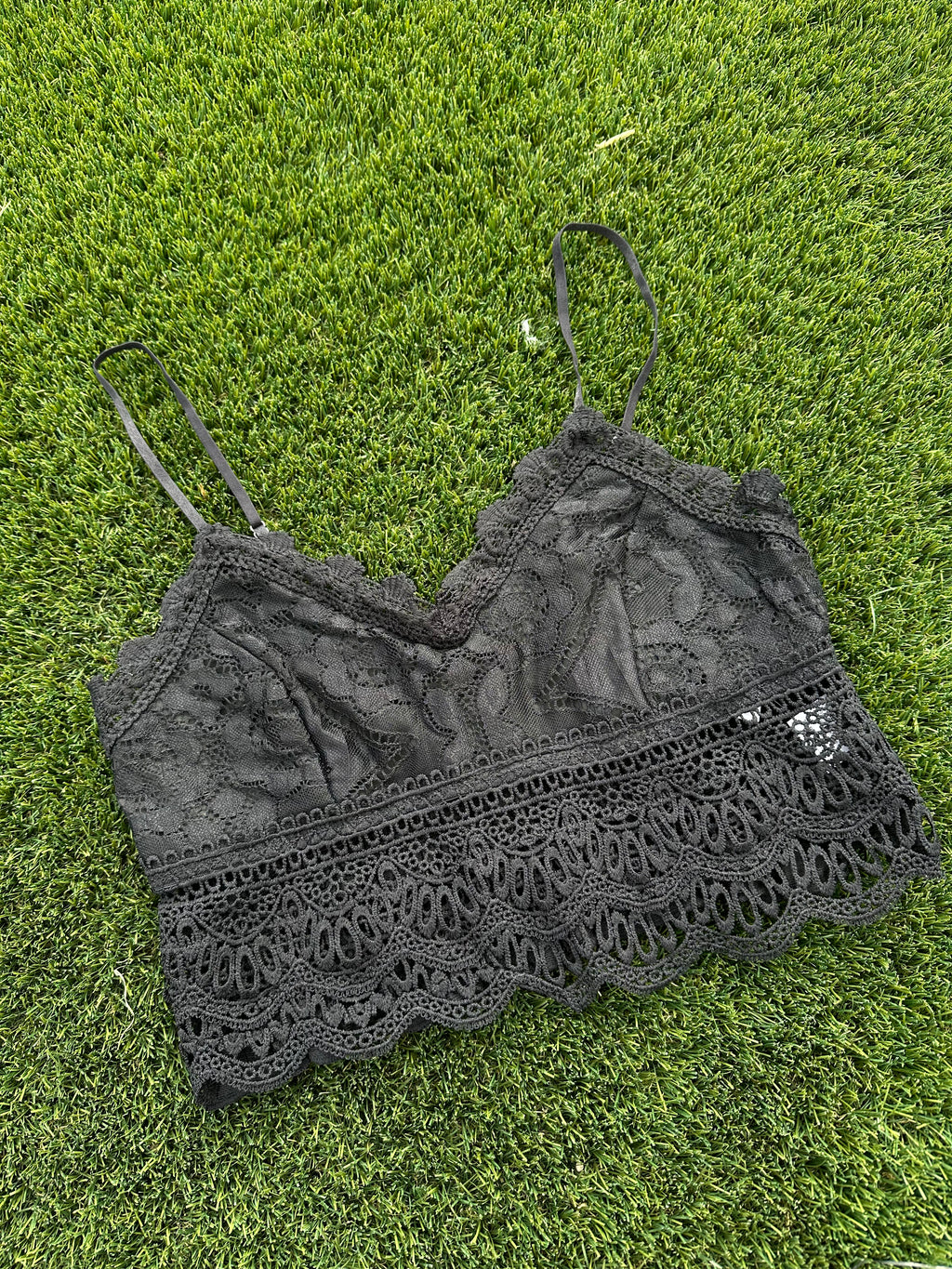 DEAR LOVER | BLK  LACE SPHAGETTI SHIRT