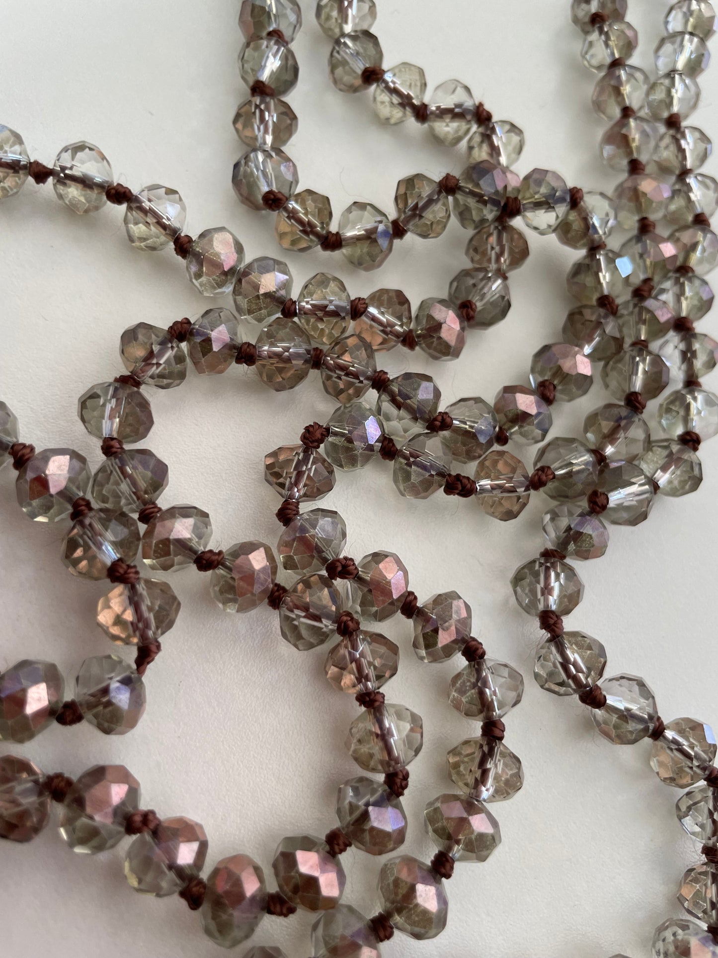 CLEAR & BROWN BEADED NECKLACE