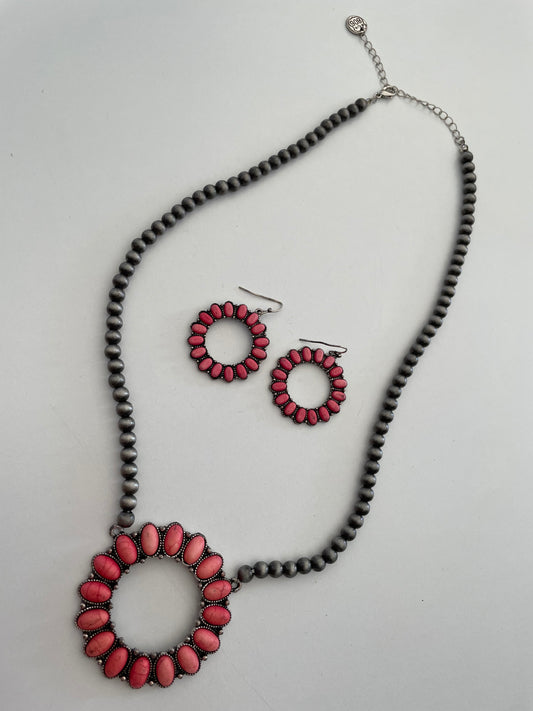 ROUND PINK CONCHO SET