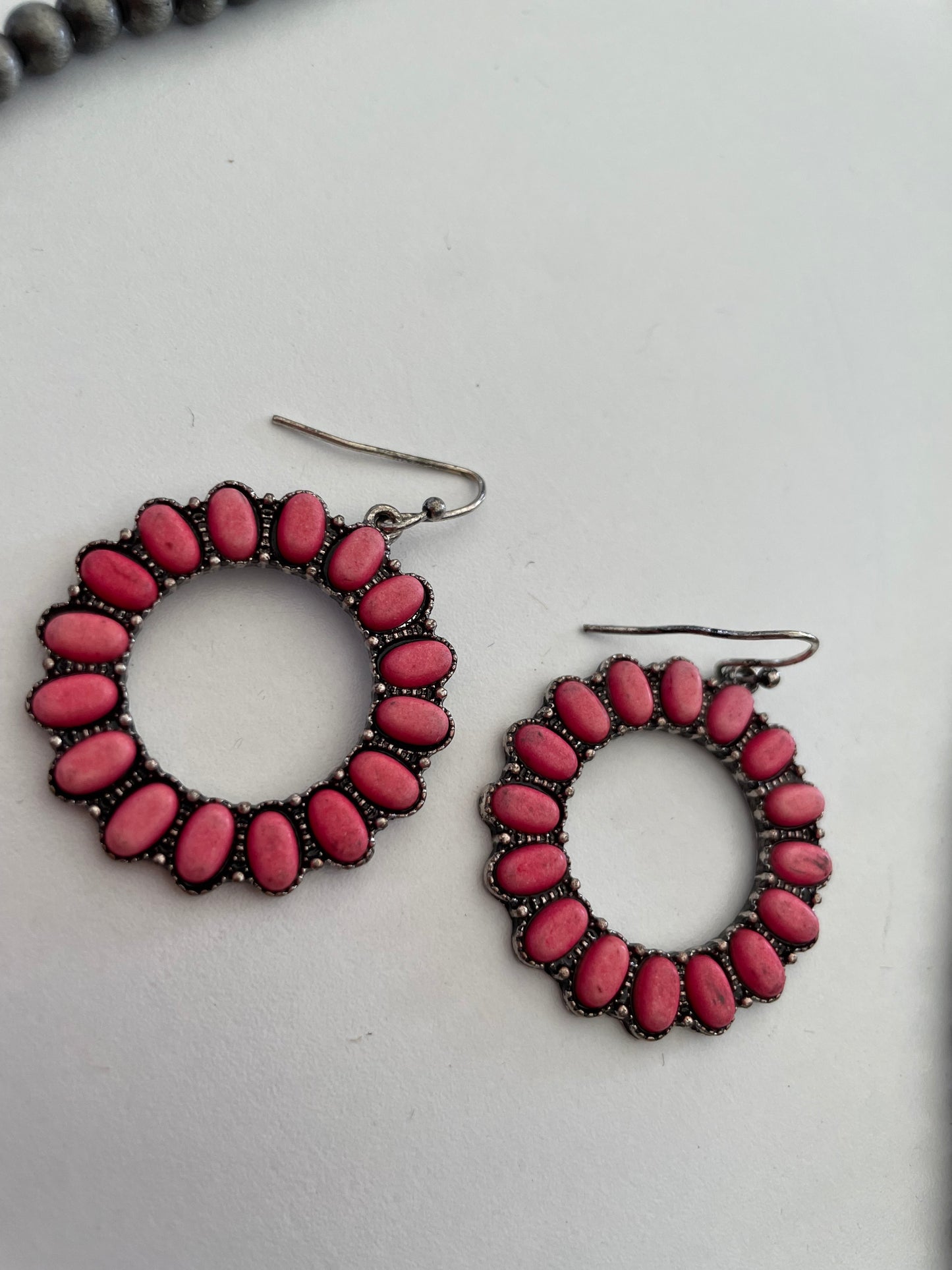 ROUND PINK CONCHO SET