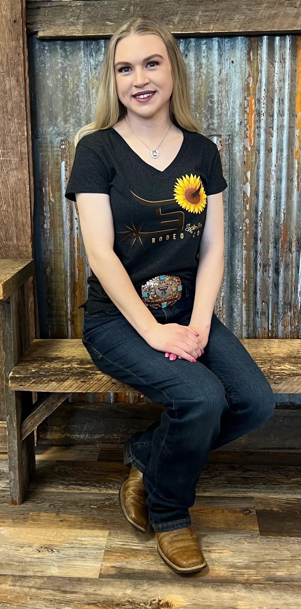 Spin Em | Ladies Black Sunflower V-Neck Tee