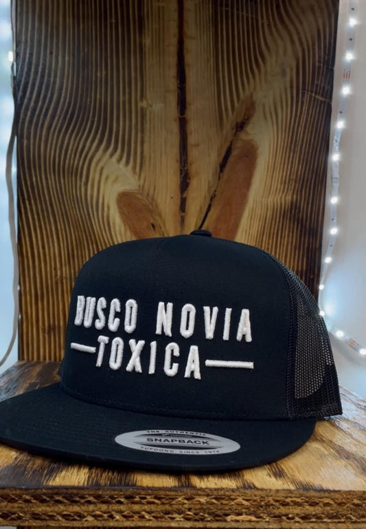 BUSCO NOVIA TOXICA HAT